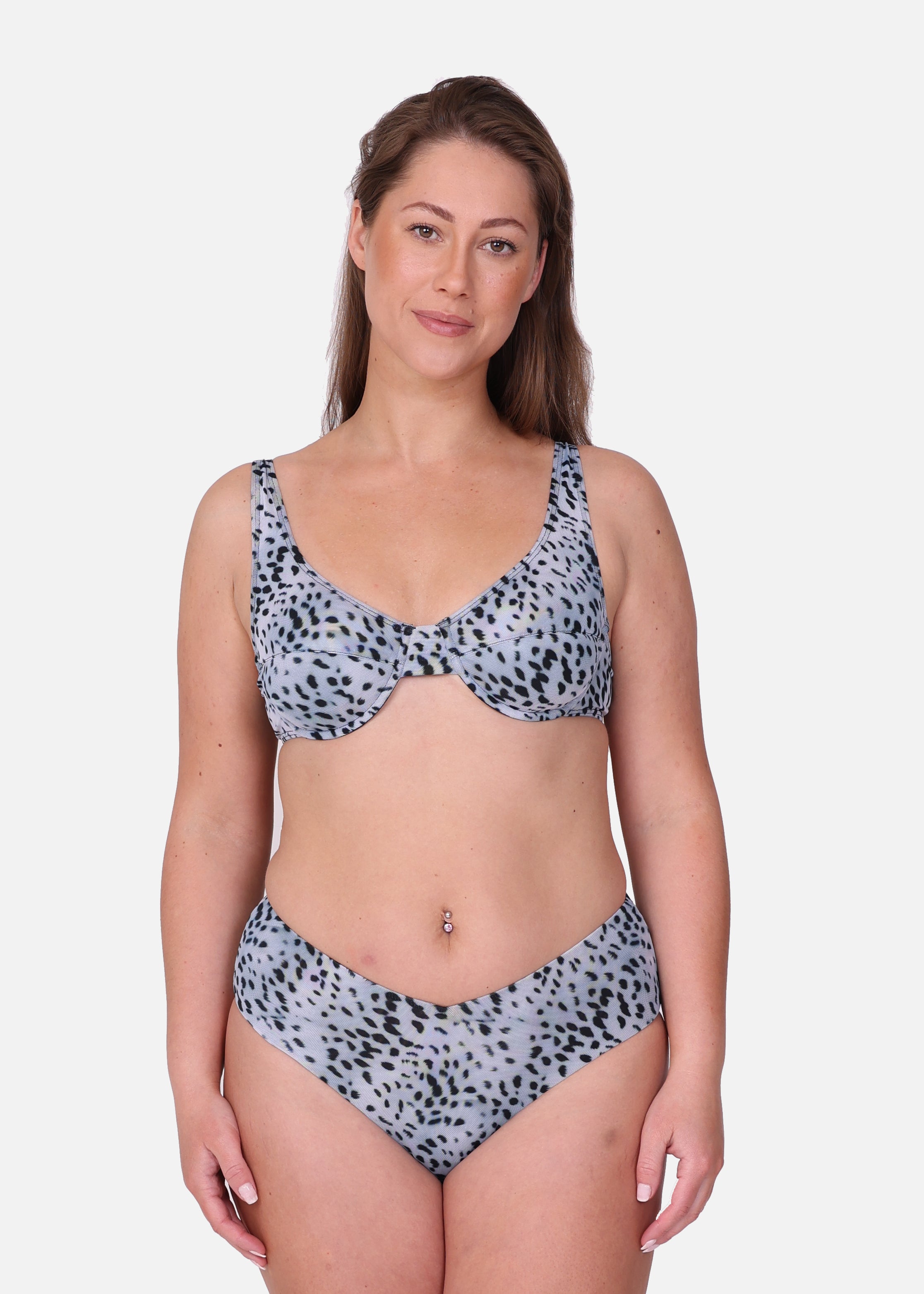 White Leo - V-Formad trosa